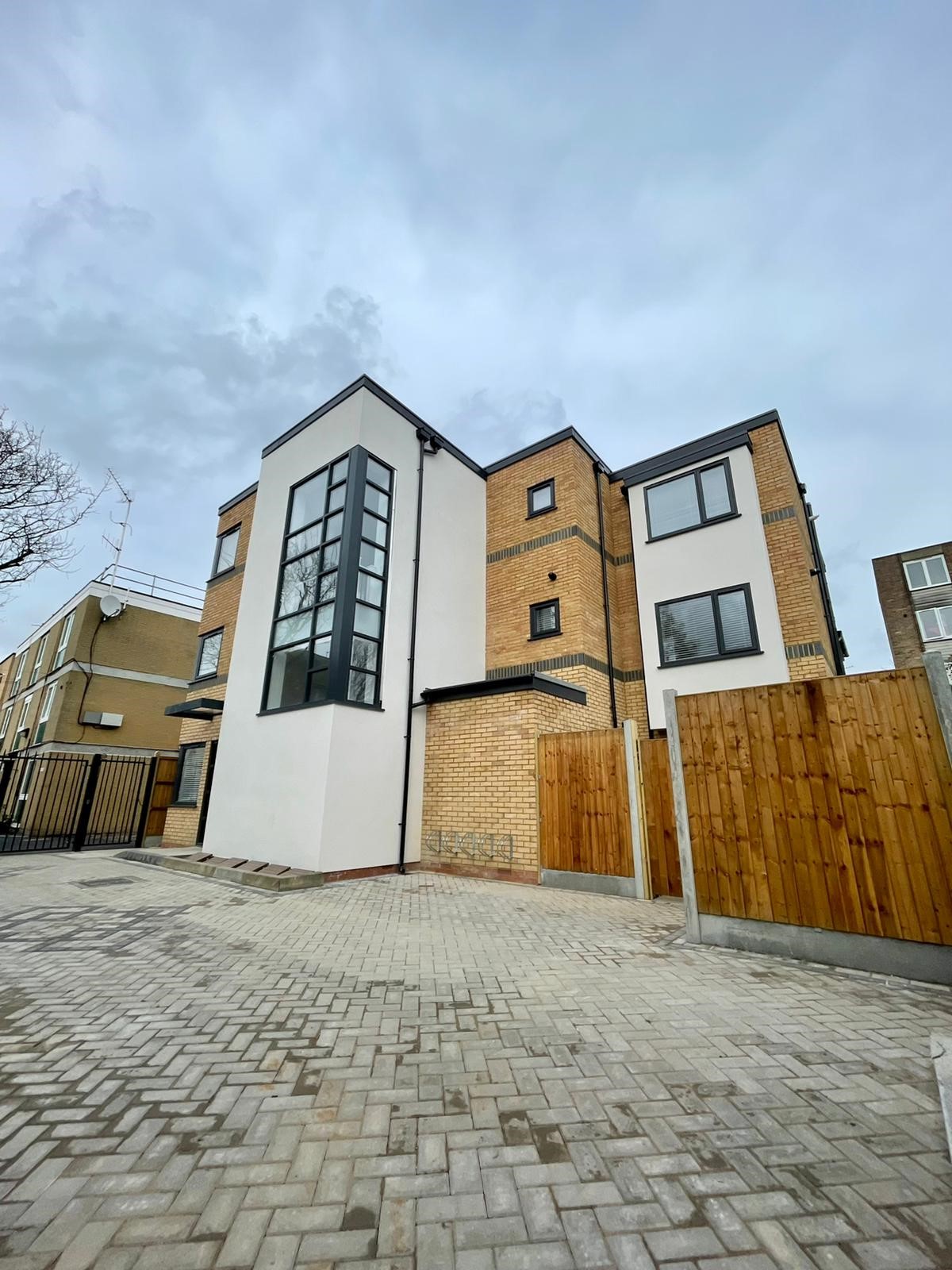 LOUISE ROAD Halls Properties