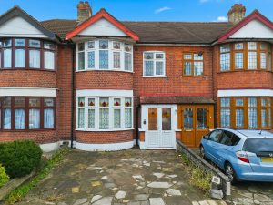 Havering Gardens, RM6